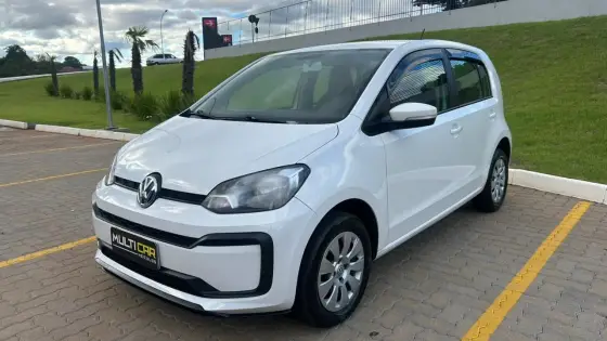 VOLKSWAGEN UP 1.0 MPI TOTAL FLEX 4P MANUAL VOLKSWAGEN UP 1.0 MPI TOTAL FLEX 4P MANUAL