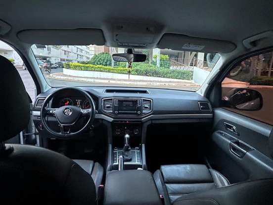 VOLKSWAGEN-AMAROK-2.0 HIGHLINE 4X4 CD 16V TURBO INTERCOOLER DIESEL 4P AUTOMÁTICO VOLKSWAGEN-AMAROK-2017