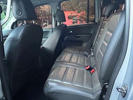 VOLKSWAGEN-AMAROK-2.0 HIGHLINE 4X4 CD 16V TURBO INTERCOOLER DIESEL 4P AUTOMÁTICO VOLKSWAGEN-AMAROK-2017