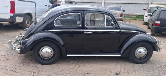 VOLKSWAGEN-FUSCA-1960