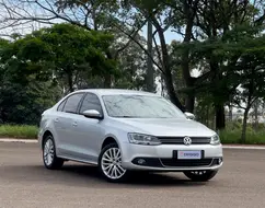 VOLKSWAGEN JETTA 2.0 TSI HIGHLINE 211CV GASOLINA 4P TIPTRONIC VOLKSWAGEN JETTA 2.0 TSI HIGHLINE 211CV GASOLINA 4P TIPTRONIC