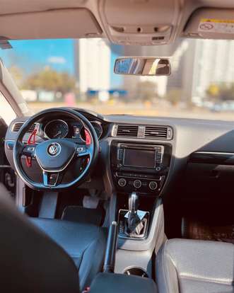 VOLKSWAGEN-JETTA-2015