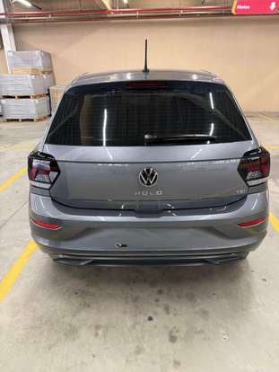 VOLKSWAGEN-POLO-2023