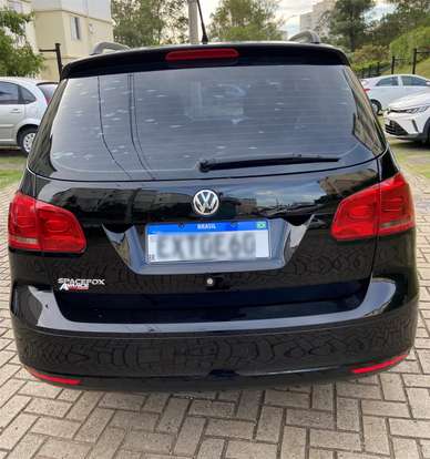 VOLKSWAGEN-SPACEFOX-2012