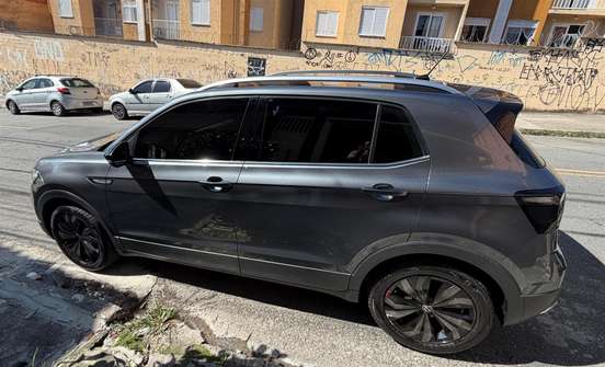 VOLKSWAGEN-T-CROSS-2021
