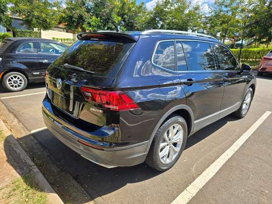 VOLKSWAGEN-TIGUAN-2018
