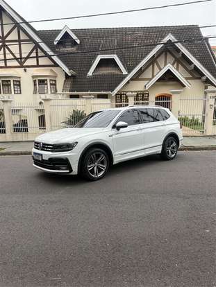 VOLKSWAGEN-TIGUAN-2019