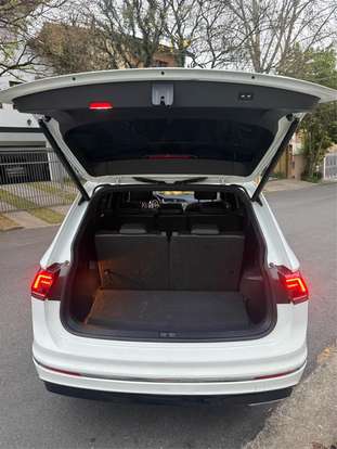 VOLKSWAGEN-TIGUAN-2019