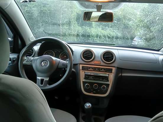 VOLKSWAGEN-VOYAGE-1.0 MI 8V FLEX 4P MANUAL VOLKSWAGEN-VOYAGE-2011