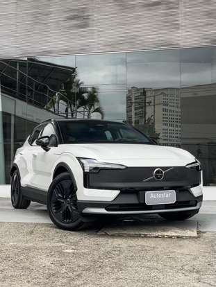 VOLVO-EX30-2026