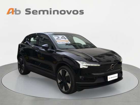 VOLVO-EX30-2024