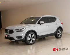VOLVO XC40 2.0 T4 GASOLINA MOMENTUM GEARTRONIC VOLVO XC40 2.0 T4 GASOLINA MOMENTUM GEARTRONIC