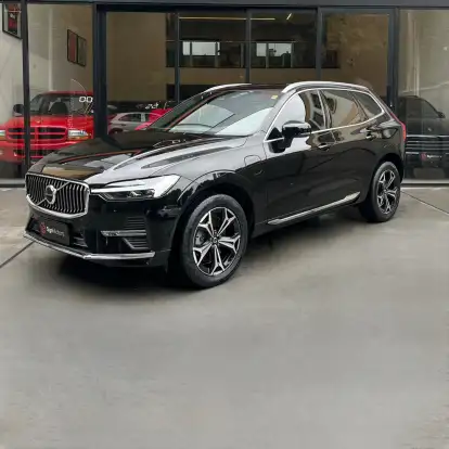VOLVO-XC60-2022