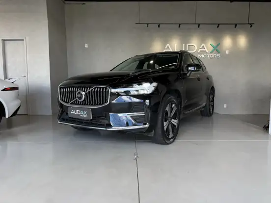 VOLVO-XC60-2022