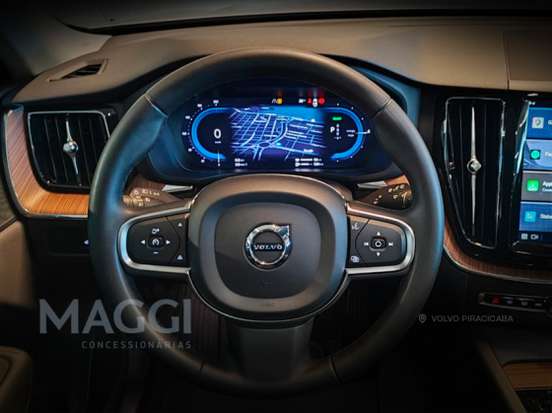 VOLVO-XC60-2024