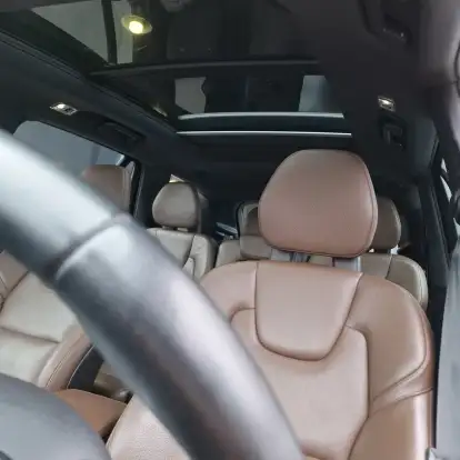 VOLVO-XC90-2020