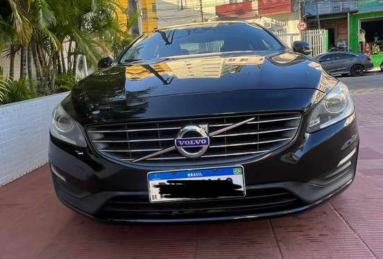 VOLVO-S60-2015