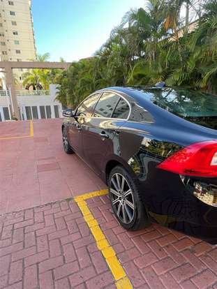 VOLVO-S60-2015