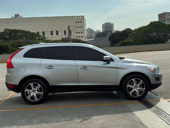 VOLVO-XC60-2.0 T5 COMFORT FWD TURBO GASOLINA 4P AUTOMÁTICO VOLVO-XC60-2012