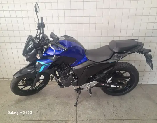 YAMAHA FZ25 FAZER ABS 