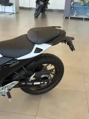 YAMAHA-FZ25 FAZER CONNECTED ABS-2026
