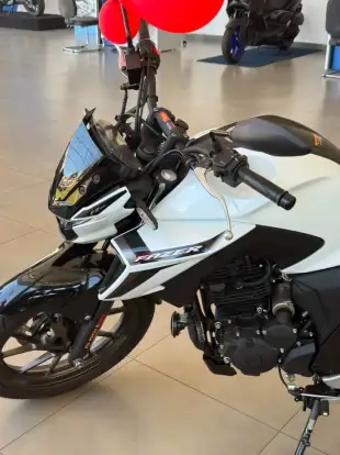 YAMAHA-FZ25 FAZER CONNECTED ABS-2026