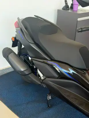 YAMAHA-XMAX 300 CONNECTED ABS-2026