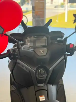 YAMAHA-XMAX 300 CONNECTED ABS-2026