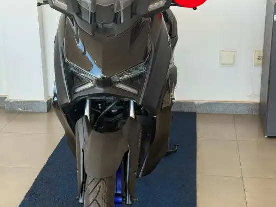 YAMAHA-XMAX 300 CONNECTED ABS YAMAHA-XMAX 300 CONNECTED ABS-2026