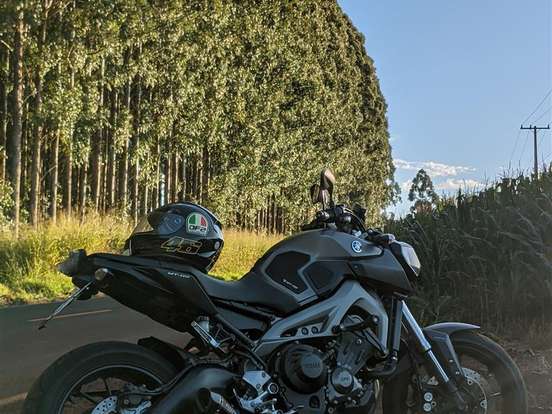 YAMAHA-MT-09 YAMAHA-MT-09-2015