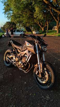 YAMAHA-MT-09 YAMAHA-MT-09-2015