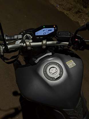 YAMAHA-MT-09 YAMAHA-MT-09-2015