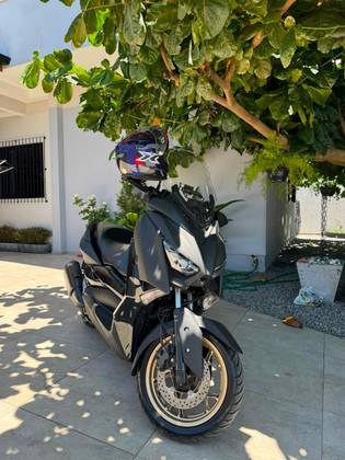 YAMAHA XMAX ABS 