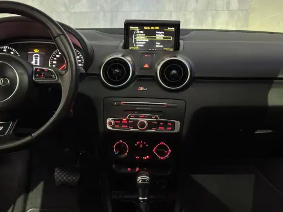 AUDI-A1-2015