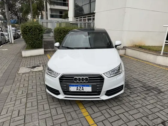 AUDI A1 1.4 TFSI SPORTBACK ATTRACTION 16V 122CV GASOLINA 4P S-TRONIC