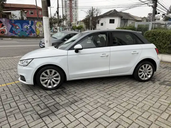 AUDI-A1-1.4 TFSI SPORTBACK ATTRACTION 16V 122CV GASOLINA 4P S-TRONIC AUDI-A1-2015