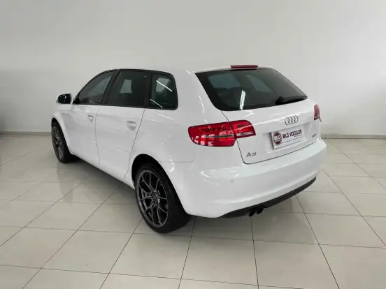 AUDI-A3-2011
