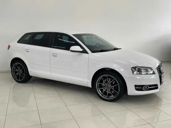 AUDI-A3-2011