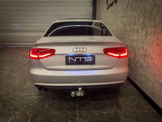 AUDI-A4-1.8 TFSI ATTRACTION GASOLINA 4P MULTITRONIC AUDI-A4-2012