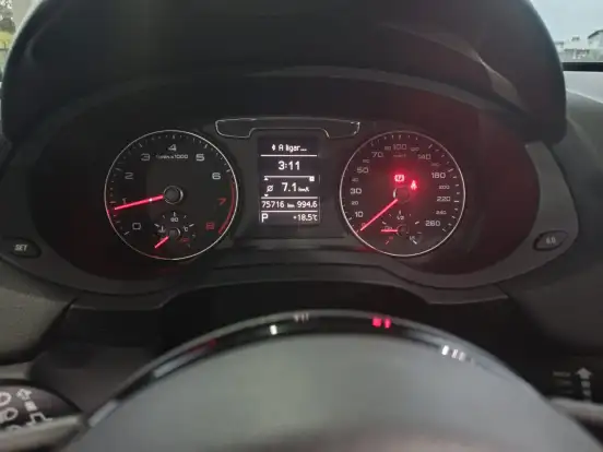 AUDI-Q3-1.4 TFSI AMBIENTE GASOLINA 4P S TRONIC AUDI-Q3-2015