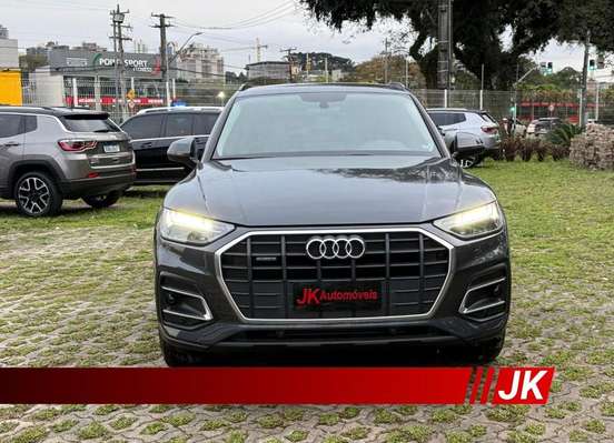 AUDI-Q5-2022