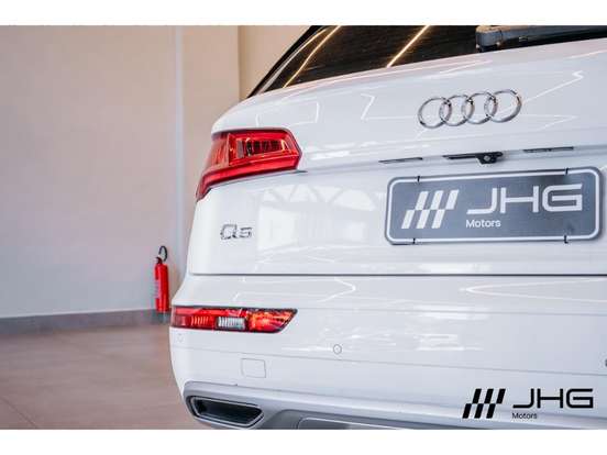 AUDI-Q5-2.0 45 TFSI GASOLINA S-LINE QUATTRO S TRONIC AUDI-Q5-2021