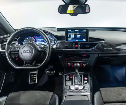 AUDI-RS6-4.0 AVANT V8 32V BI-TURBO GASOLINA 4P TIPTRONIC AUDI-RS6-2017