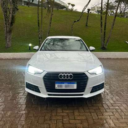 AUDI-A4-2018