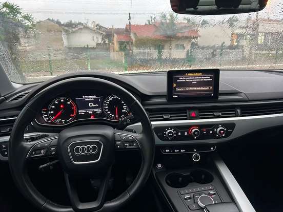 AUDI-A4-2018