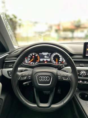 AUDI-A4-2018