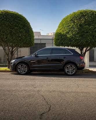 AUDI-Q3-2017
