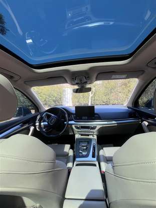 AUDI-Q5-2023