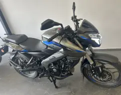 BAJAJ DOMINAR NS200 BAJAJ DOMINAR NS200