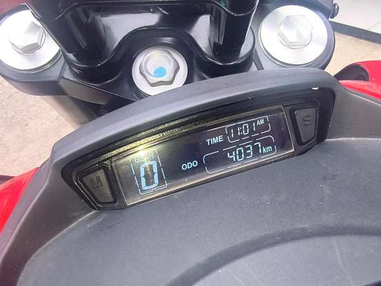 BAJAJ-DOMINAR 400 BAJAJ-DOMINAR 400-2025